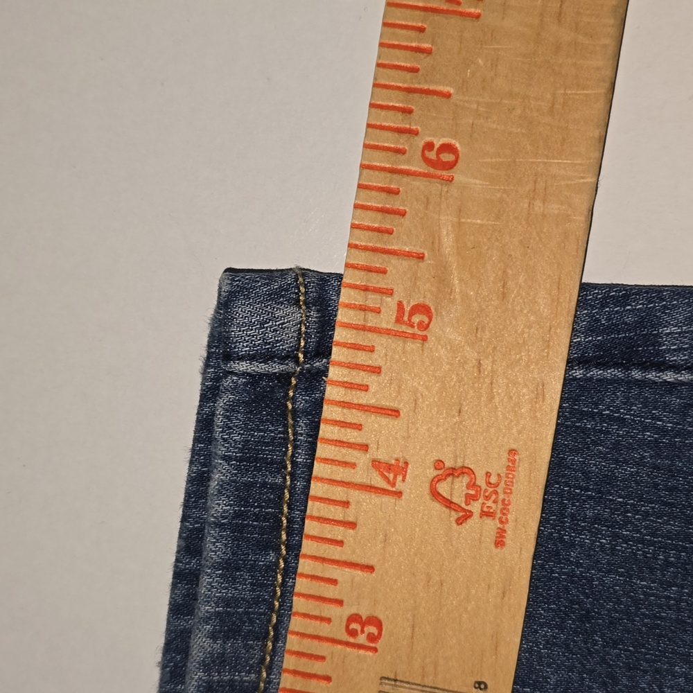 TORRID Bombshell Skinny Premium Stretch  Destructed Jean Womens Size 18R - Picture 15 of 15